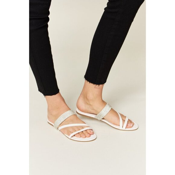 WILD DIVA Rhinestone Strappy Flat Sandals - Picture 6 of 6